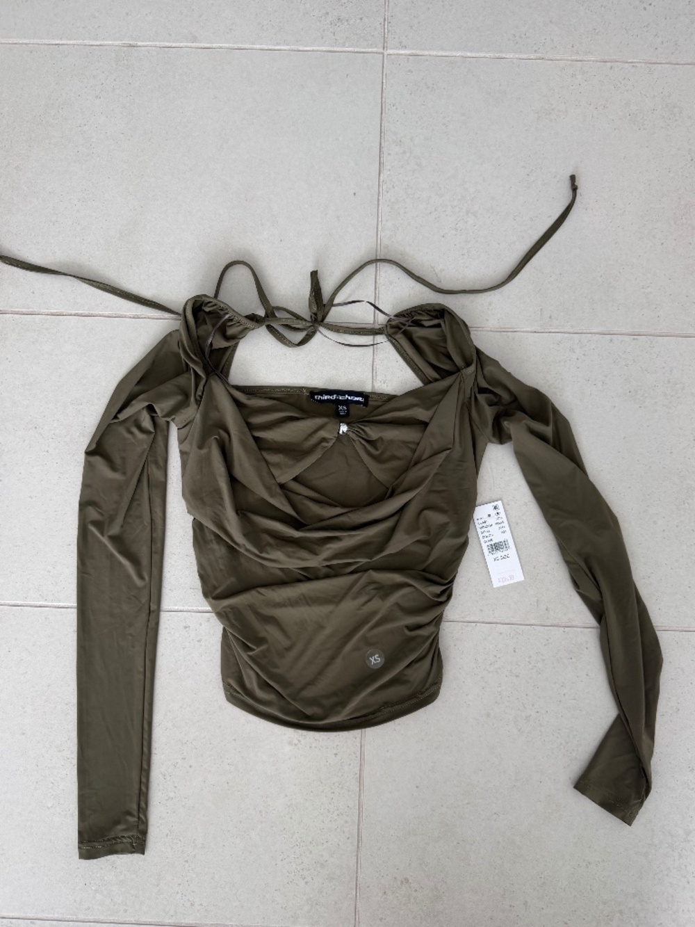 Third Charm Green Cut Out Top XS NWT